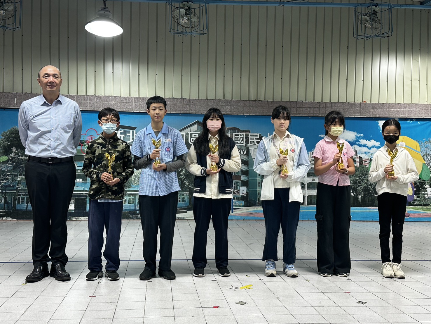 2025國際創意借位攝影大賽02